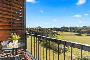 Fairway Views – Moonah Apartment 23